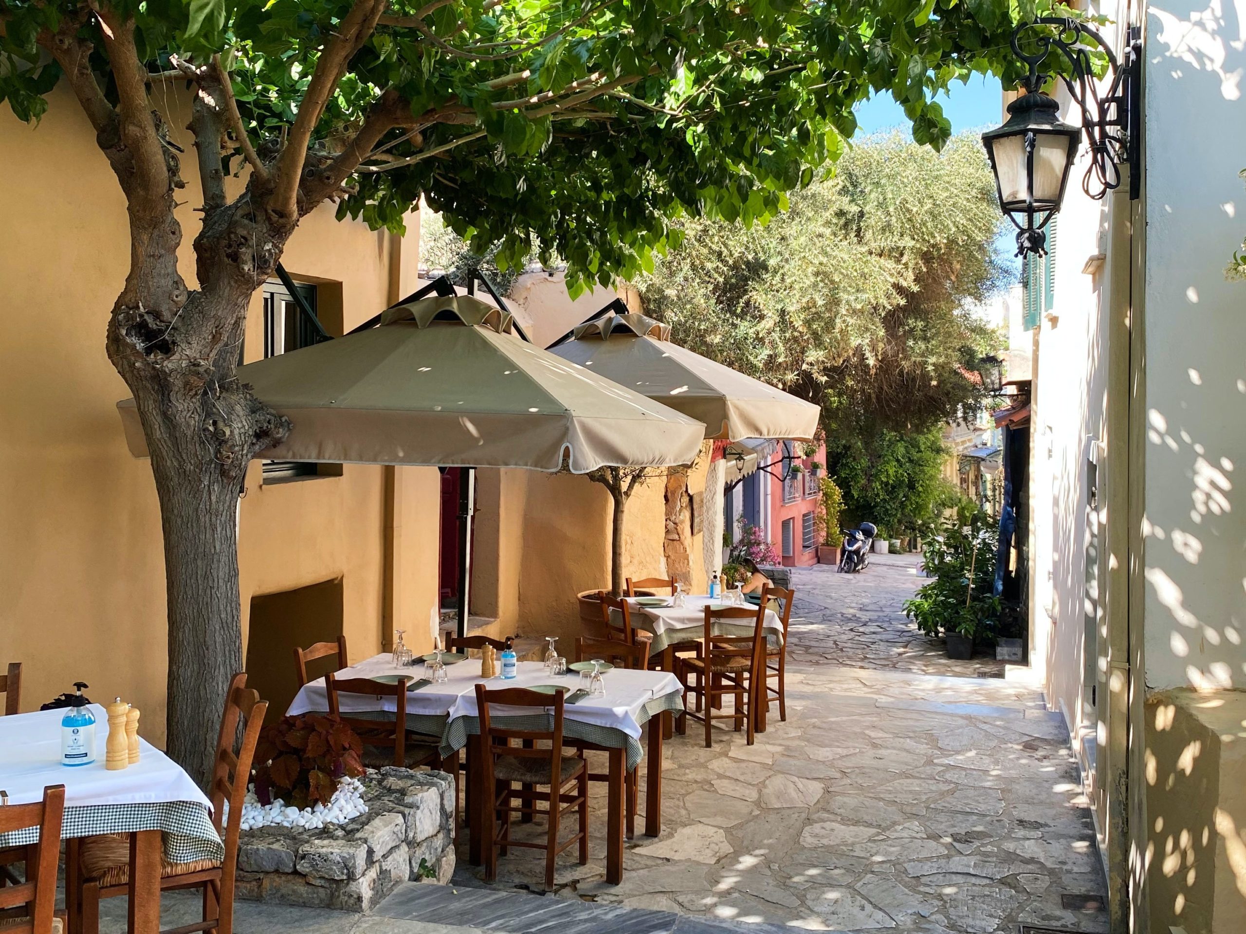 Coffee shops in Athens Greece for Digital Nomads